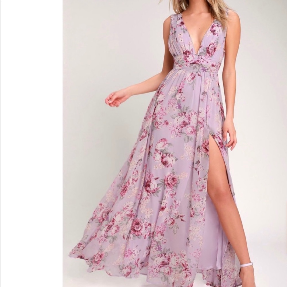 Lulu’s lavender floral dress